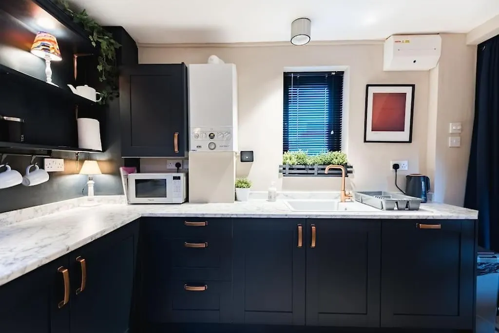 شقة Hullidays》Marina Town House كينغستون أبون هول
